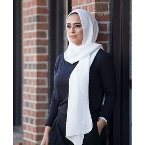 Verona Collection Lightweight Pleated Scarf